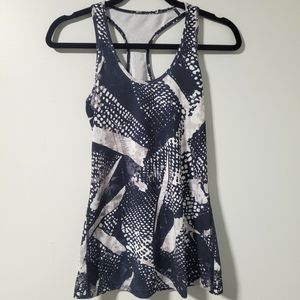 Lululemon‎ Women's Racerback Tank Static Mist White Black Measures Size 6 Small